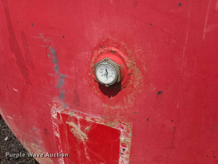 image for item DT6990 (2) fuel tanks