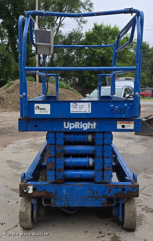 image for item DT6993 Upright, Inc. 66850-010 scissor lift