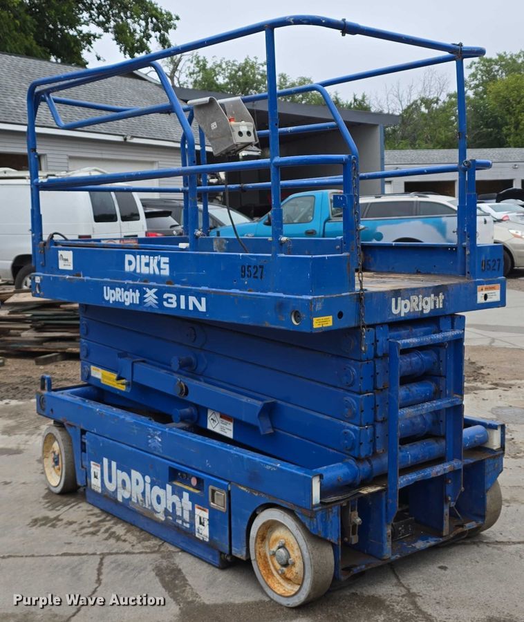 image for item DT6993 Upright, Inc. 66850-010 scissor lift