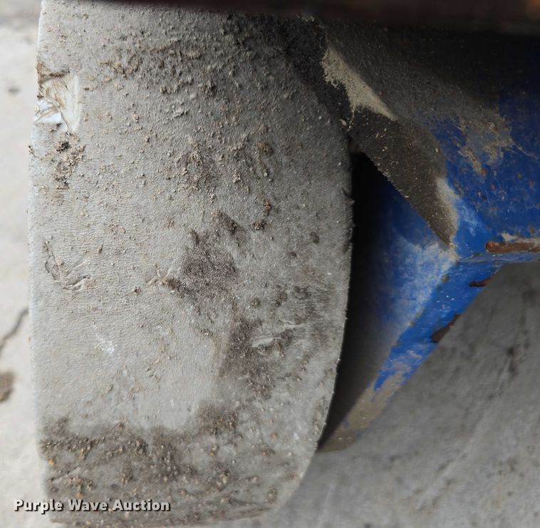 image for item DT6993 Upright, Inc. 66850-010 scissor lift