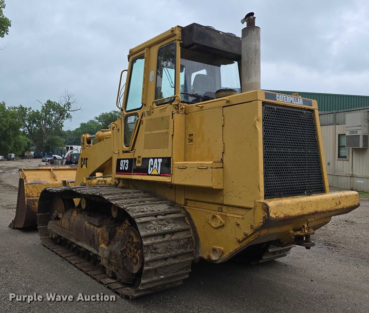image for item DT6994 1999 Caterpillar 973 track loader