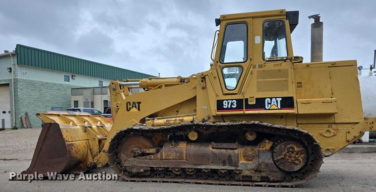 image for item DT6994 1999 Caterpillar 973 track loader