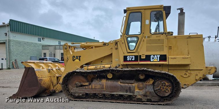 image for item DT6994 1999 Caterpillar 973 track loader