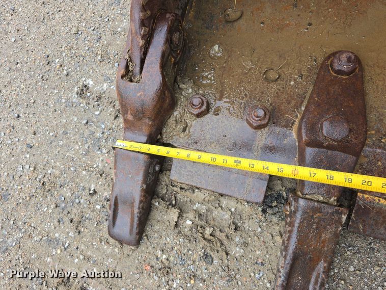 image for item DT6994 1999 Caterpillar 973 track loader