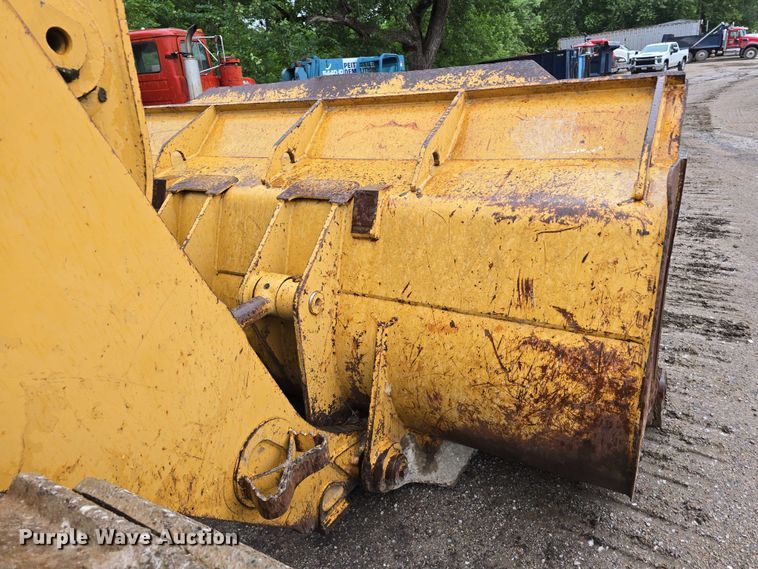 image for item DT6994 1999 Caterpillar 973 track loader