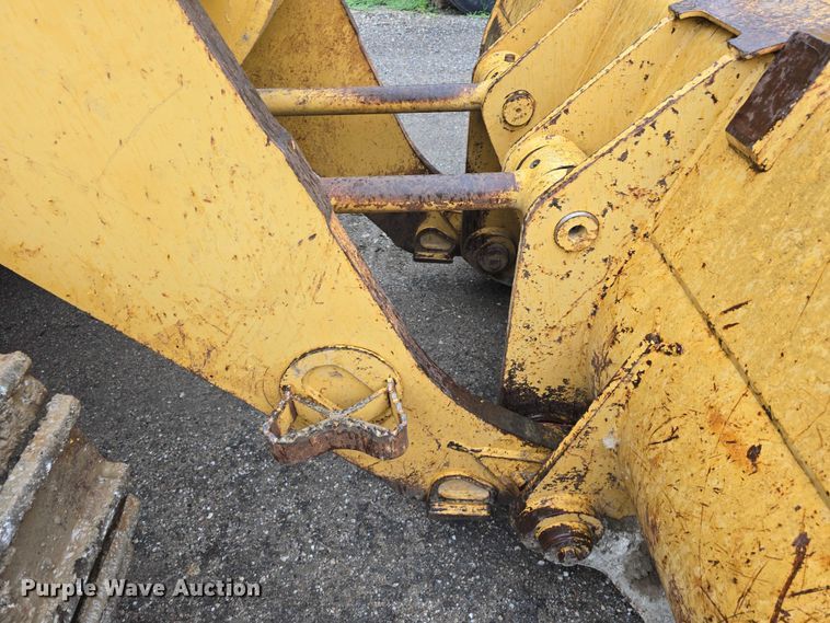 image for item DT6994 1999 Caterpillar 973 track loader