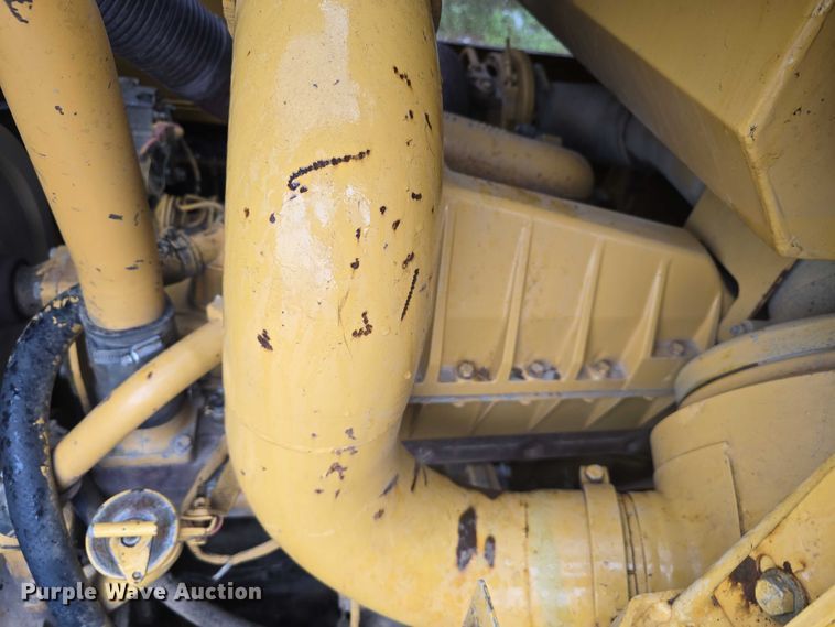 image for item DT6994 1999 Caterpillar 973 track loader