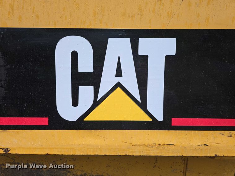 image for item DT6994 1999 Caterpillar 973 track loader