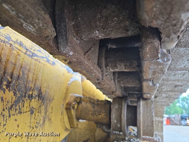 image for item DT6994 1999 Caterpillar 973 track loader