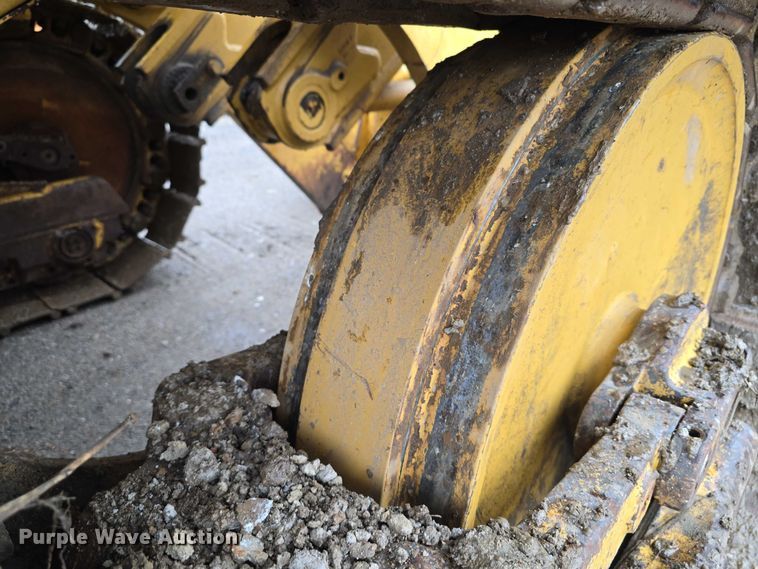 image for item DT6994 1999 Caterpillar 973 track loader