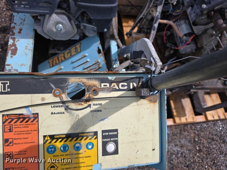 image for item DT6995 (4) concrete saws