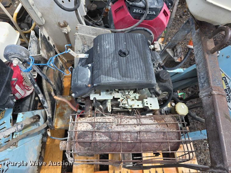 image for item DT6995 (4) concrete saws