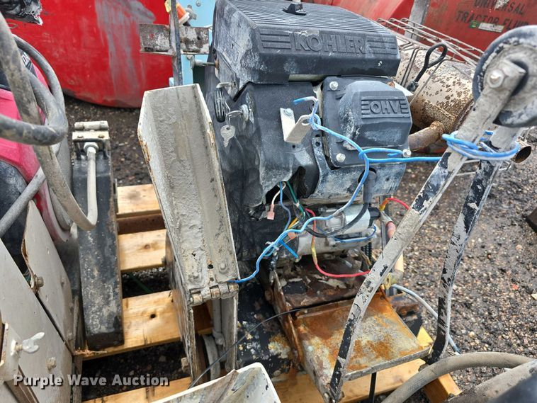 image for item DT6995 (4) concrete saws