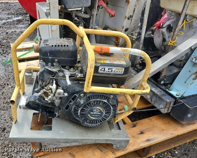 image for item DT6995 (4) concrete saws