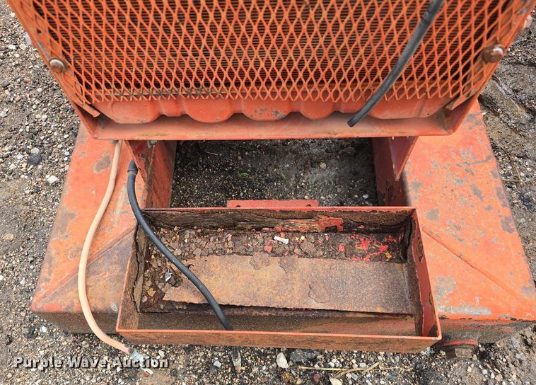 image for item DT6999 (2) Griffin pumps