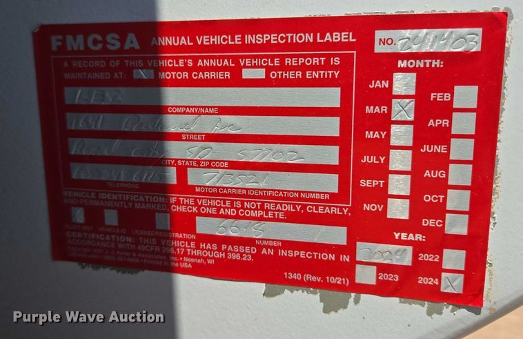 image for item DT7228 1999 Freightliner FL70 water truck