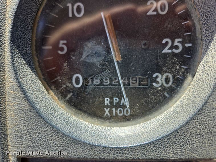 image for item DT7228 1999 Freightliner FL70 water truck