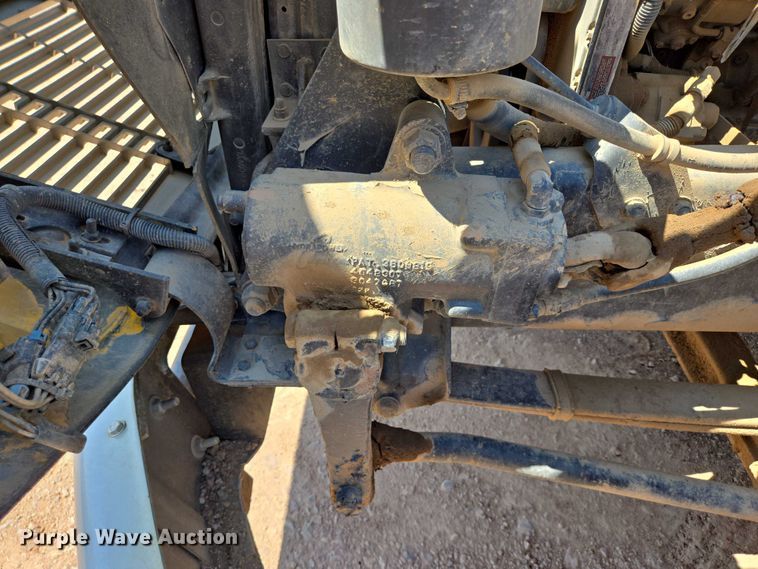 image for item DT7228 1999 Freightliner FL70 water truck