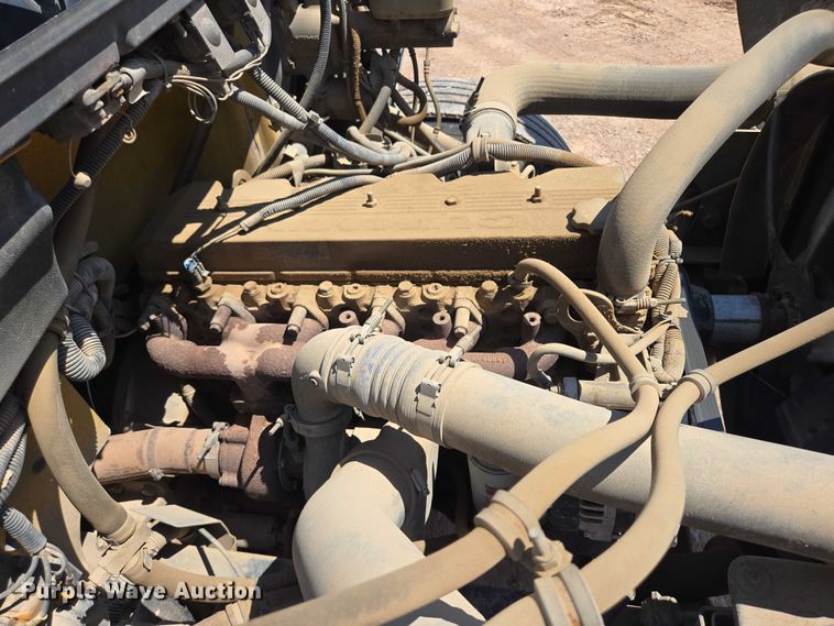 image for item DT7228 1999 Freightliner FL70 water truck