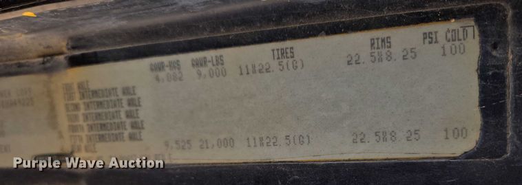 image for item DT7228 1999 Freightliner FL70 water truck