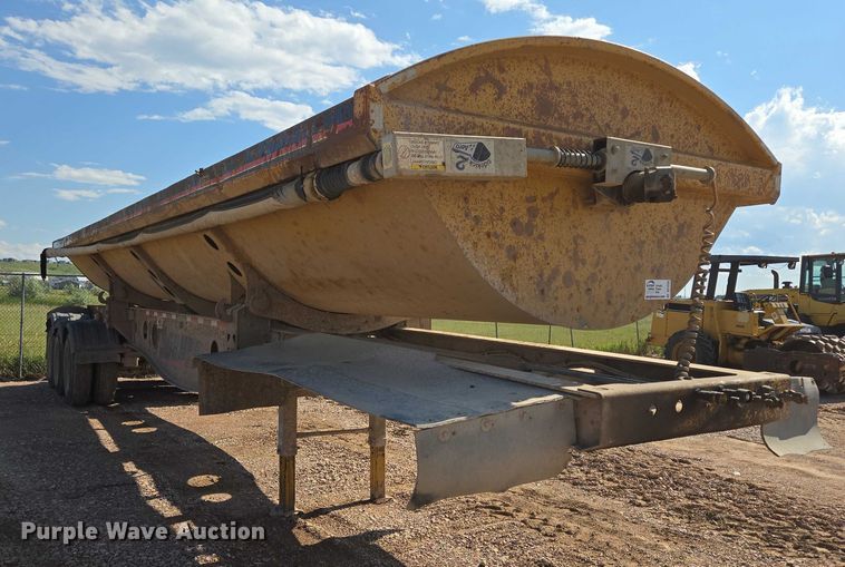 image for item DT7229 2006 Sidump'r SDR325 side dump trailer