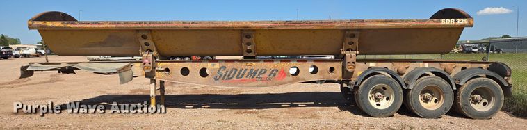 image for item DT7229 2006 Sidump'r SDR325 side dump trailer