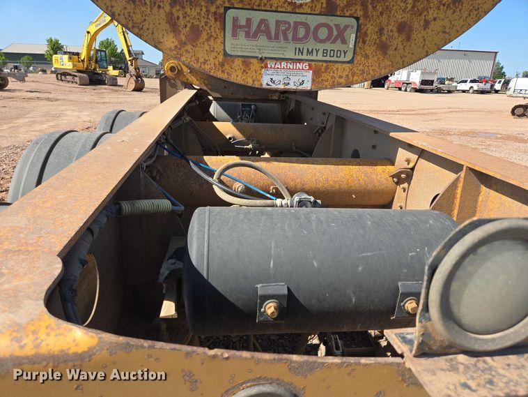 image for item DT7229 2006 Sidump'r SDR325 side dump trailer