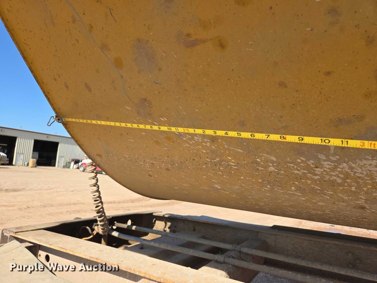 image for item DT7229 2006 Sidump'r SDR325 side dump trailer