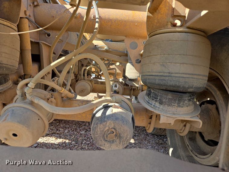 image for item DT7229 2006 Sidump'r SDR325 side dump trailer