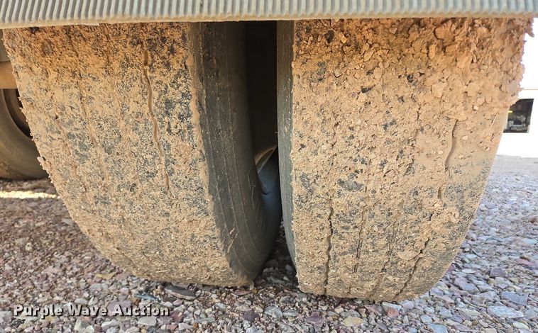 image for item DT7229 2006 Sidump'r SDR325 side dump trailer