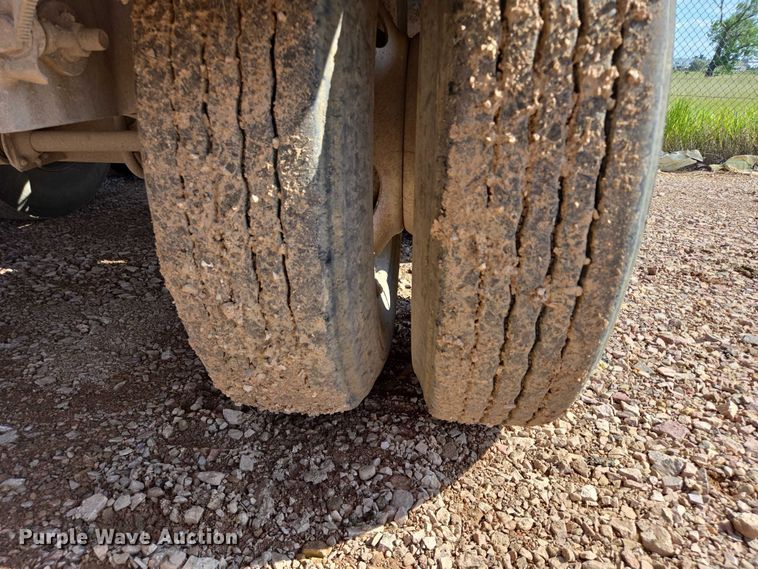 image for item DT7229 2006 Sidump'r SDR325 side dump trailer