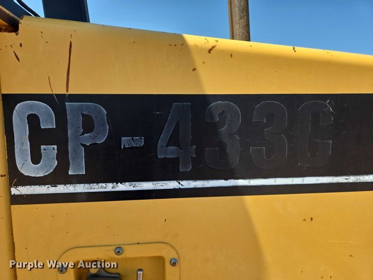 image for item DT7230 1997 Caterpillar CP-433C single drum vibratory roller