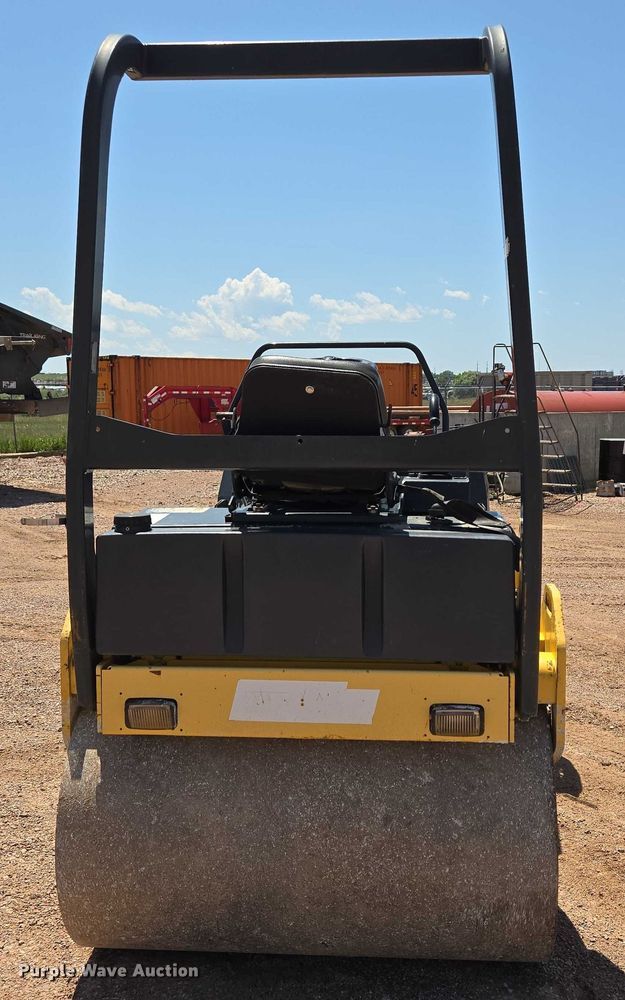 image for item DT7231 Hypac C754B double drum vibratory roller