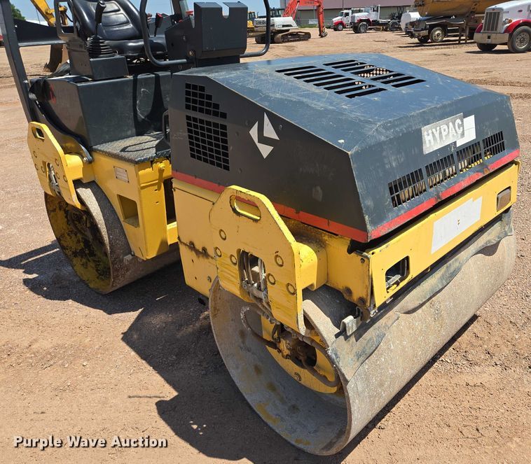 image for item DT7231 Hypac C754B double drum vibratory roller