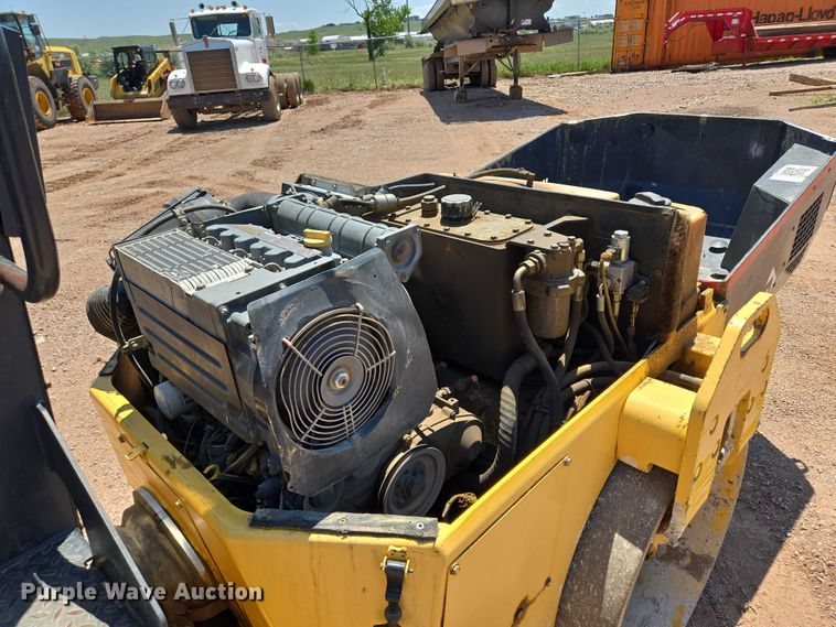 image for item DT7231 Hypac C754B double drum vibratory roller