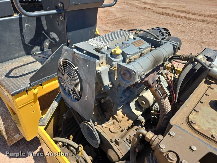 image for item DT7231 Hypac C754B double drum vibratory roller