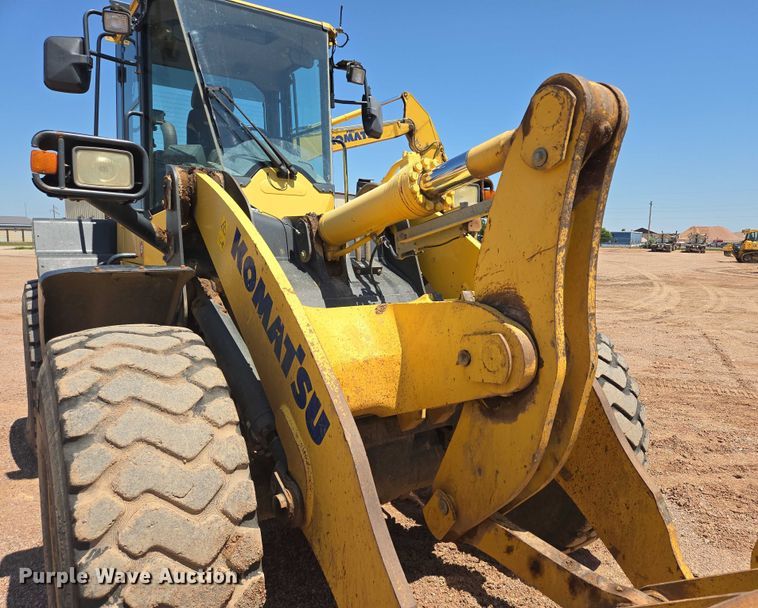 image for item DT7232 2014 Komatsu WA320-7 wheel loader