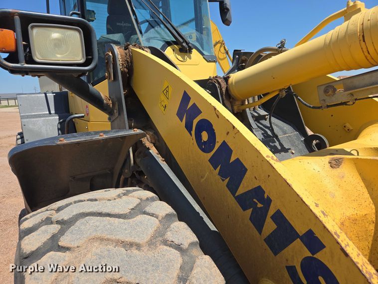 image for item DT7232 2014 Komatsu WA320-7 wheel loader