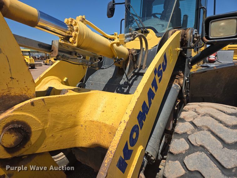 image for item DT7232 2014 Komatsu WA320-7 wheel loader