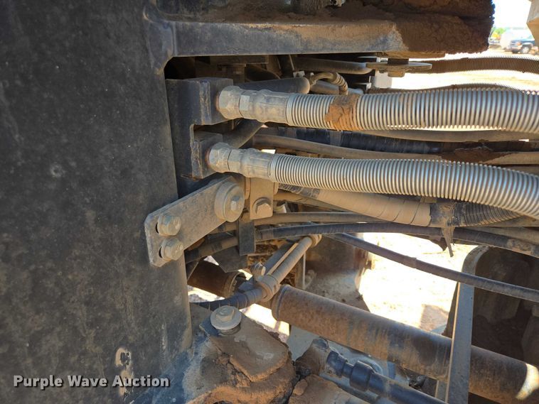 image for item DT7232 2014 Komatsu WA320-7 wheel loader