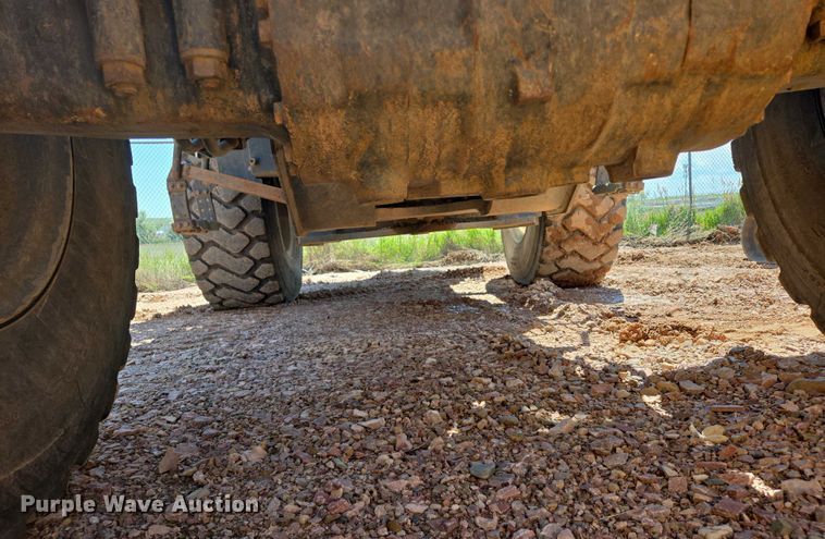 image for item DT7232 2014 Komatsu WA320-7 wheel loader