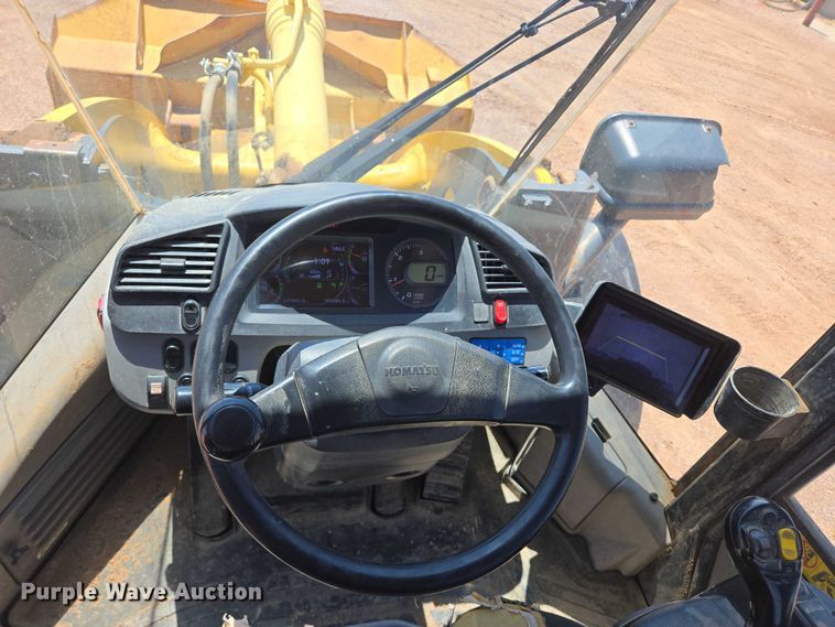 image for item DT7232 2014 Komatsu WA320-7 wheel loader