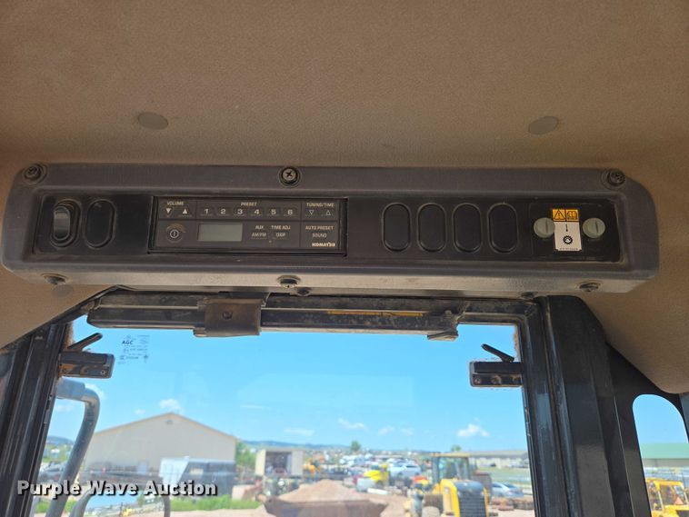 image for item DT7232 2014 Komatsu WA320-7 wheel loader