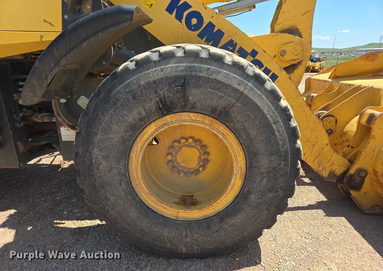 image for item DT7232 2014 Komatsu WA320-7 wheel loader