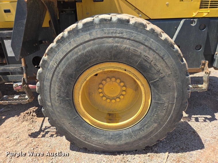 image for item DT7232 2014 Komatsu WA320-7 wheel loader
