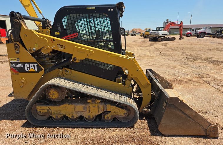 image for item DT7233 2019 Caterpillar 259D tracked skid steer loader