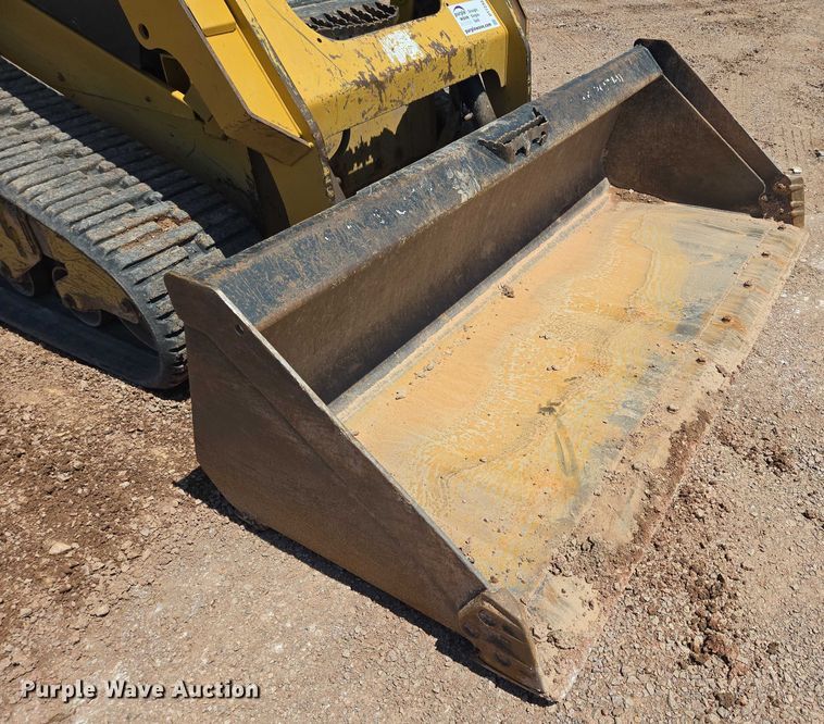 image for item DT7233 2019 Caterpillar 259D tracked skid steer loader