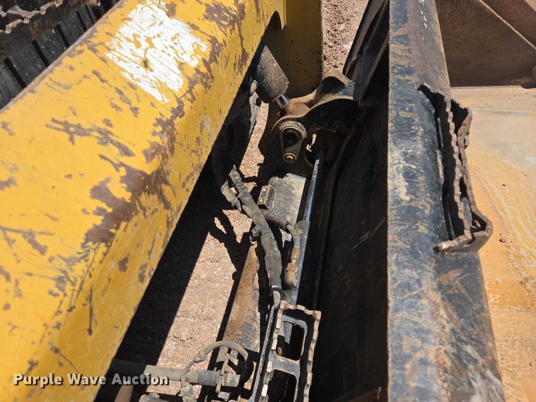 image for item DT7233 2019 Caterpillar 259D tracked skid steer loader