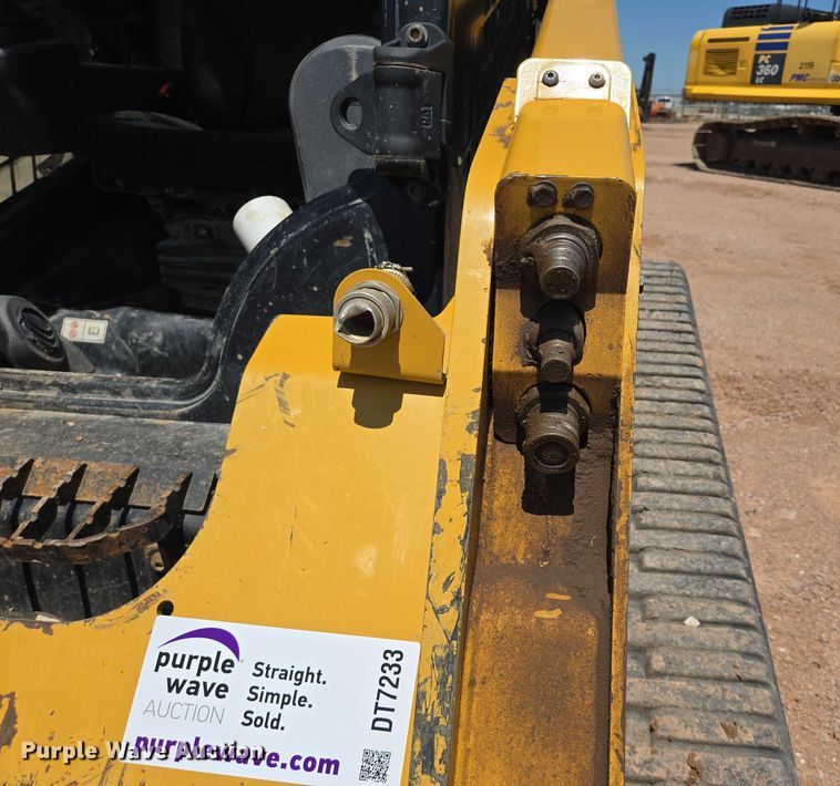 image for item DT7233 2019 Caterpillar 259D tracked skid steer loader