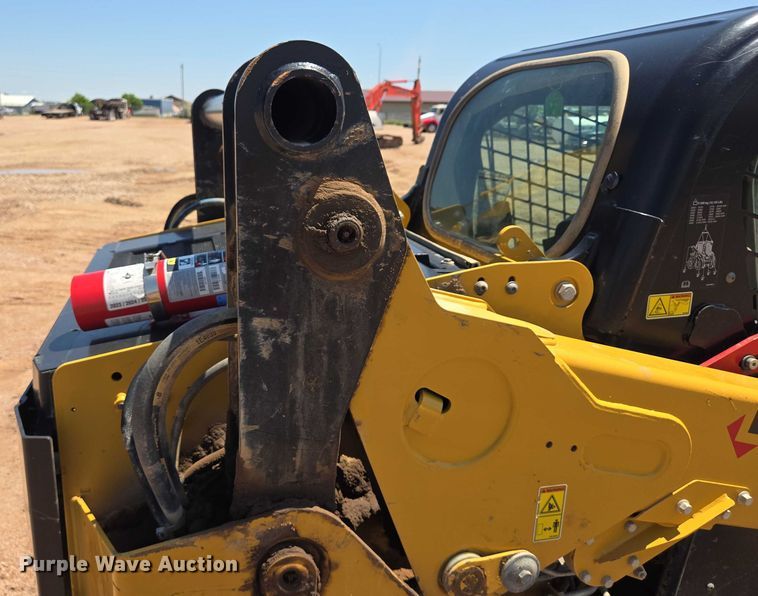 image for item DT7233 2019 Caterpillar 259D tracked skid steer loader